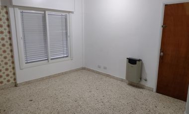 PH en venta - 2 Dormitorios 1 Baño - Cochera - 115Mts2 - Tolosa