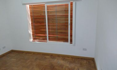 PH en venta - 2 Dormitorios 1 Baño - Cochera - 115Mts2 - Tolosa