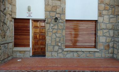 PH en venta - 2 Dormitorios 1 Baño - Cochera - 115Mts2 - Tolosa