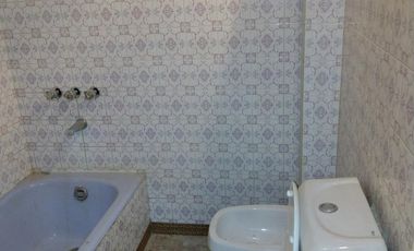 PH en venta - 2 Dormitorios 1 Baño - Cochera - 115Mts2 - Tolosa