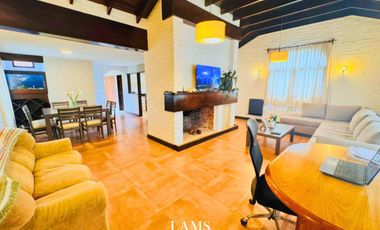 Casa - Alquiler Temporario 4 ambientes Con Cochera  - Barrio Los Troncos