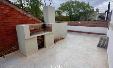 Casa - Alquiler Temporario 4 ambientes Con Cochera  - Barrio Los Troncos