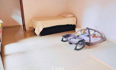 Casa - Alquiler Temporario 4 ambientes Con Cochera  - Barrio Los Troncos