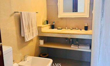 Casa - Alquiler Temporario 4 ambientes Con Cochera  - Barrio Los Troncos