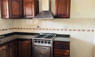 Casa Barrio Artalaz con piscina