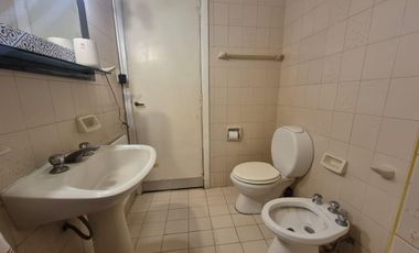 Venta Casa 4 amb cochera excelente ubicacion en Hurlingham