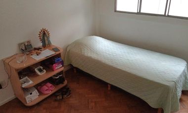 BAJAS EXPENSAS - Apto Profesional - Divino 2 Ambientes con Lavadero al contrafrente muy silencioso