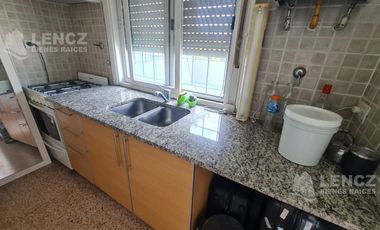 Casa en Venta 5 ambientes con jardin, pileta y cochera doble. Bernal APTO CREDITO BANCARIO