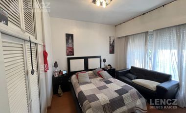 Casa en Venta 5 ambientes con jardin, pileta y cochera doble. Bernal APTO CREDITO BANCARIO