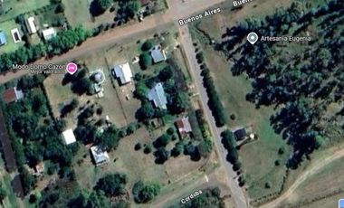 Casa en venta - 2 Dormitorios 1 Baño - 408Mts2 - Saladillo