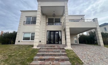 Casa en Venta, 3 Dormitorios, en La Reserva Cardales, Campana