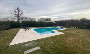 Casa en Venta, 3 Dormitorios, en La Reserva Cardales, Campana