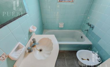 VENTA DEPARTAMENTO DE TRES AMBIENTES EN LA MEJOR UBICACIÓN DE WILDE, AMPLIO Y SUPER LUMINOSO.