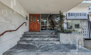 VENTA DEPARTAMENTO DE TRES AMBIENTES EN LA MEJOR UBICACIÓN DE WILDE, AMPLIO Y SUPER LUMINOSO.