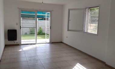 PH en venta - 2 Dormitorios 2 Baños - 255Mts2 - Ringuelet