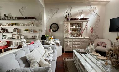 Amplia casa seis ambientes jardin y terraza a la venta en Wilde