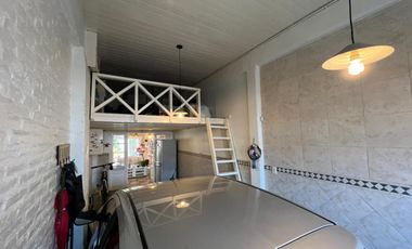 Amplia casa seis ambientes jardin y terraza a la venta en Wilde