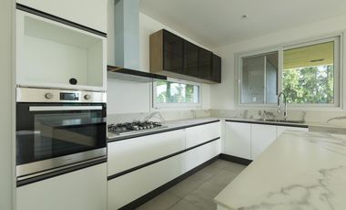 Casa de categoria en Lagoon Pilar