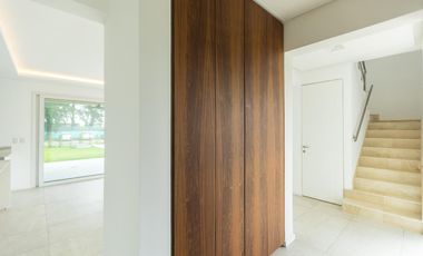 Casa de categoria en Lagoon Pilar