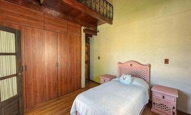 Tulipanes 2, Calimaya