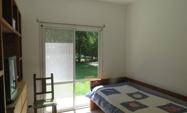 Casa en oportunidad para refaccionar, casi precio lote