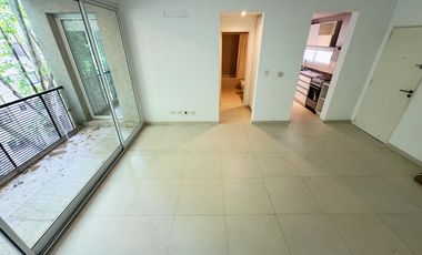 Departamento con cochera en alquiler.