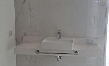 Departamento a estrenar de 4 amb   dependencia  en venta en   Infinity Towers - Olivos