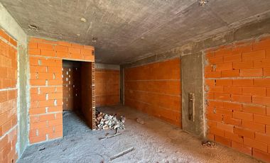 Departamento dos ambientes al frente con parrilla a la venta en Wilde