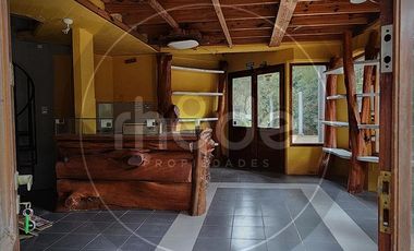 Local en alquiler en Costa del Este - Calle Las Camelias e/ Av. 2 y 3 - Local 8