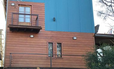 Casa en venta - 3 Dormitorios 2 Baños - Cocheras - 335Mts2 - Quilmes