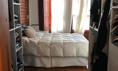 Casa en venta - 3 Dormitorios 2 Baños - Cocheras - 335Mts2 - Quilmes
