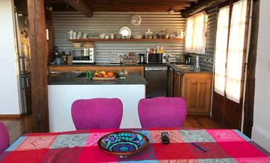 Casa en venta - 3 Dormitorios 2 Baños - Cocheras - 335Mts2 - Quilmes