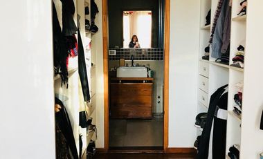 Casa en venta - 3 Dormitorios 2 Baños - Cocheras - 335Mts2 - Quilmes