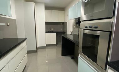 Departamento en  alquiler, tres dormitorios, escritorio, patio, Casonas del cerro