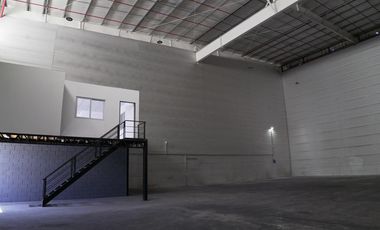 Depósito en  colectora panamericana km 36 - Nave de 680 m2 cubiertos