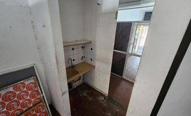 LOCAL EN VENTA EN MORON NORTE