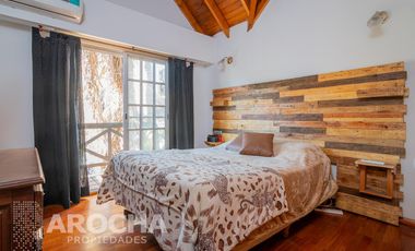 Casa en  venta - Los Robles - Burzaco