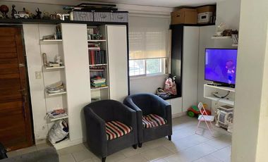 Departamento en venta - 3 Dormitorios 1 Baño - 135Mts2 - Manuel B. Gonnet