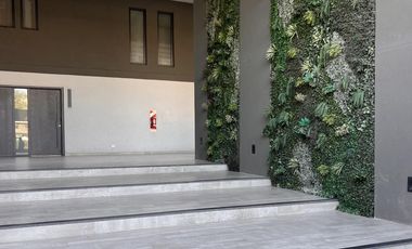 Departamento 4 Ambientes   Dependencia con Jardín en Nuevo Beccar Central