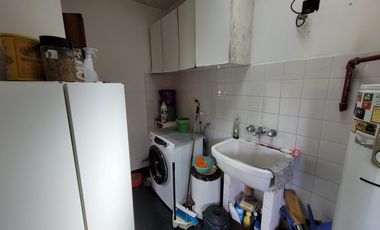 Casa venta City Bell entre caminos 1300m2 parque pileta quincho