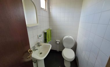 Casa venta City Bell entre caminos 1300m2 parque pileta quincho