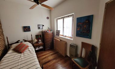 Casa venta City Bell entre caminos 1300m2 parque pileta quincho