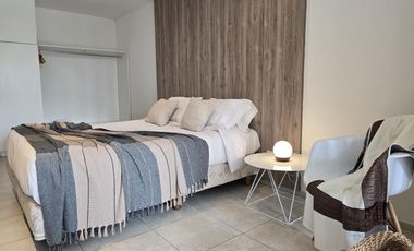 Lindísimo estudio con balcón en zona Guemes!!