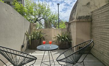 Lindísimo estudio con balcón en zona Guemes!!