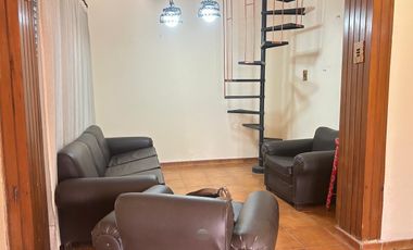 Casa de dos dormitorios a dos cuadras de Yrigoyen!