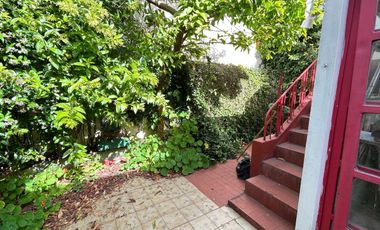 Casa de dos dormitorios a dos cuadras de Yrigoyen!