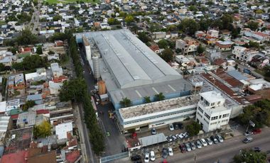Venta Nave Industrial en Pablo Podesta de 8250 m2 cubiertos - FINANCIACION