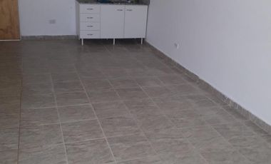 Casa en venta - 2 Dormitorios 1 Baño - Cochera - 1.050Mts2 - Bordenave, Puán