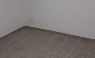 Casa en venta - 2 Dormitorios 1 Baño - Cochera - 1.050Mts2 - Bordenave, Puán