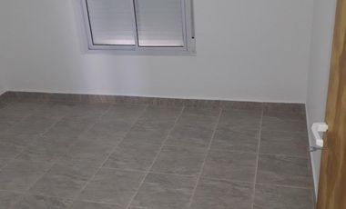 Casa en venta - 2 Dormitorios 1 Baño - Cochera - 1.050Mts2 - Bordenave, Puán